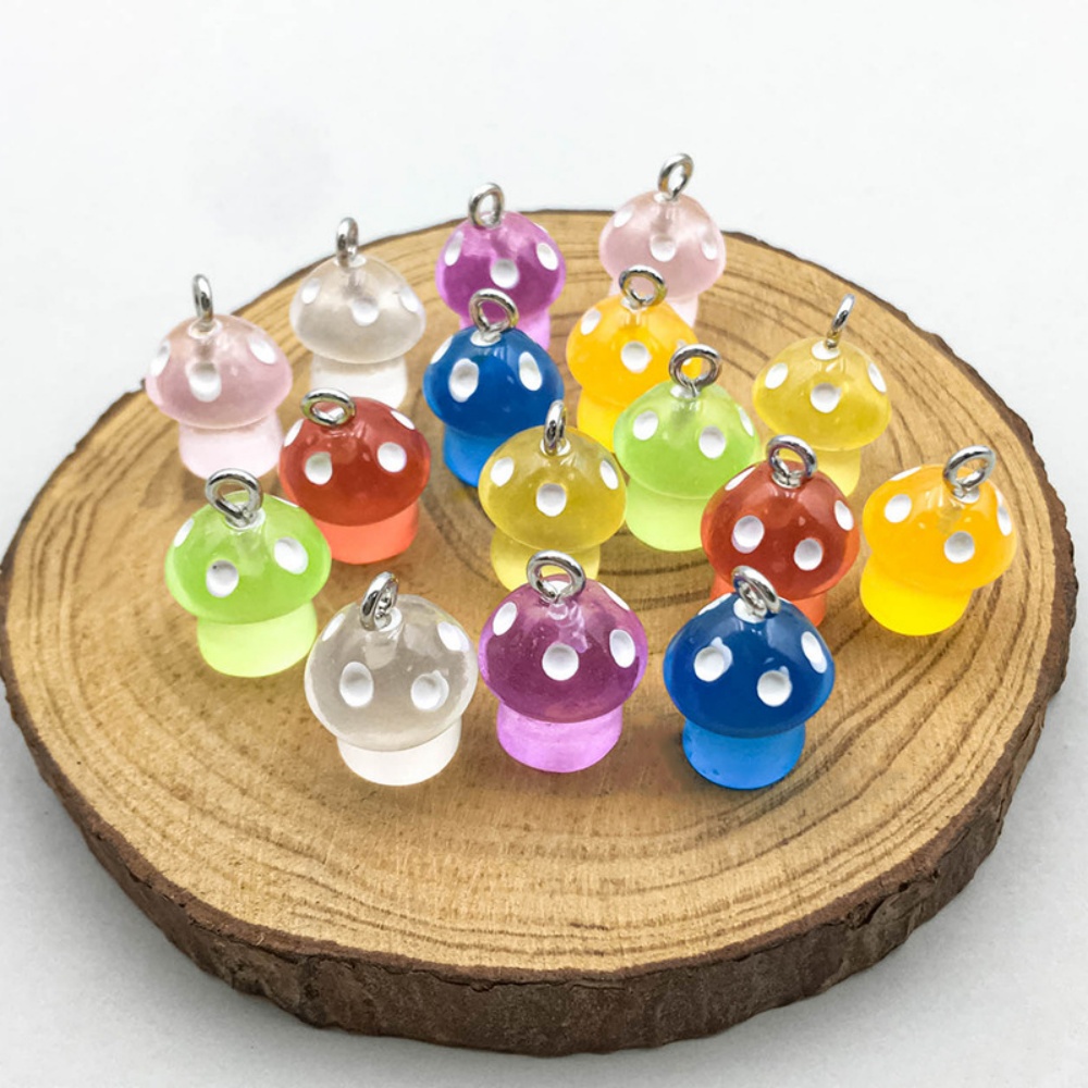 Resin Art Jewelry Kit - 16pcs Luminous Mushroom Charms Resin Pendants
