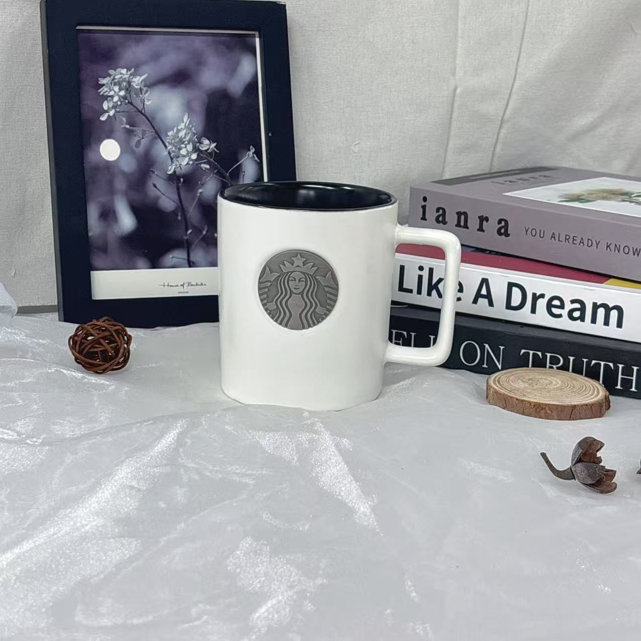 Starbucks 450ml Black and Whit – обзор и цена Resin Art Logo