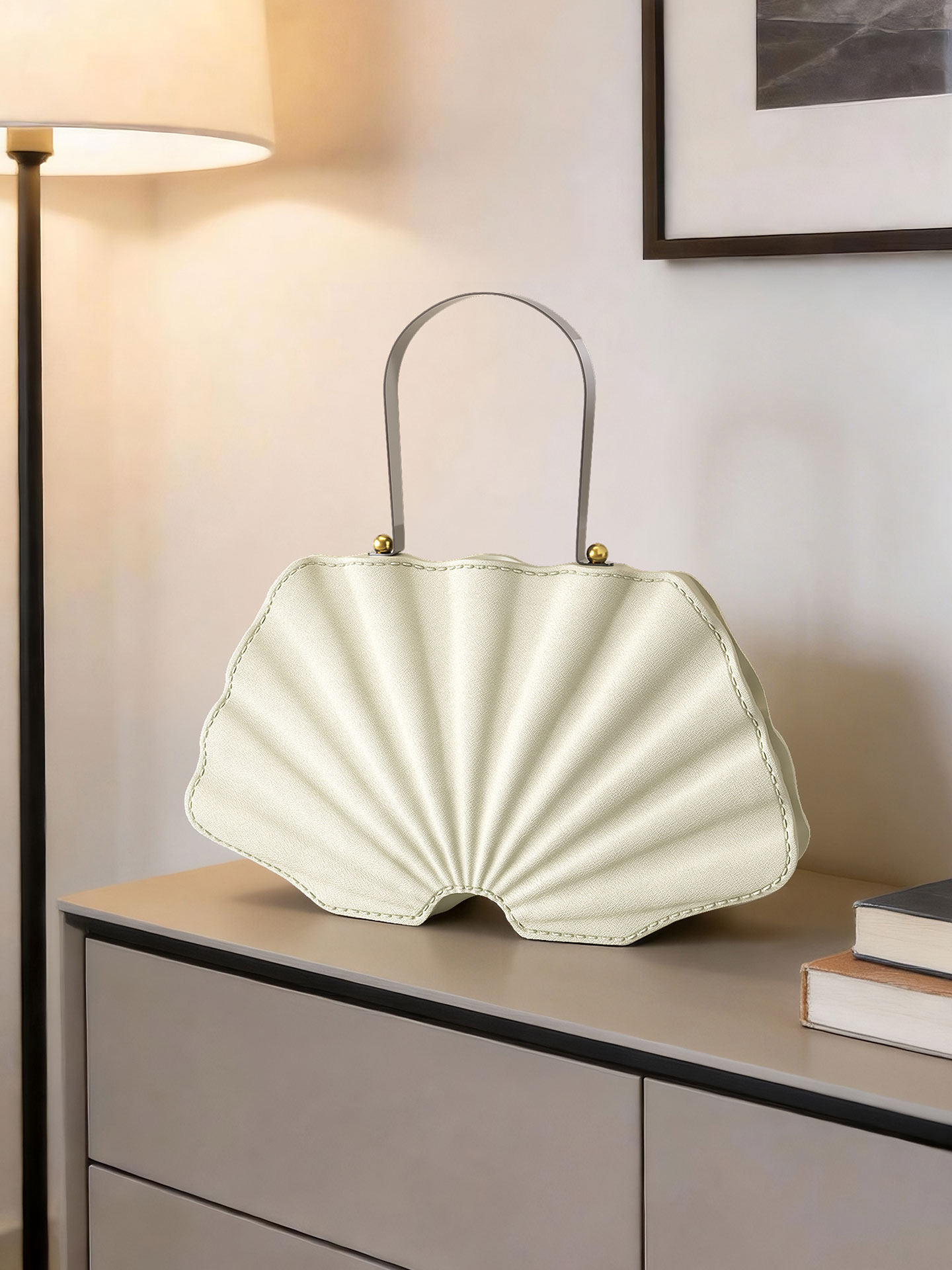 Creative Shell Bag Statue Art  – обзор и цена Resin Art Anniversary Gift