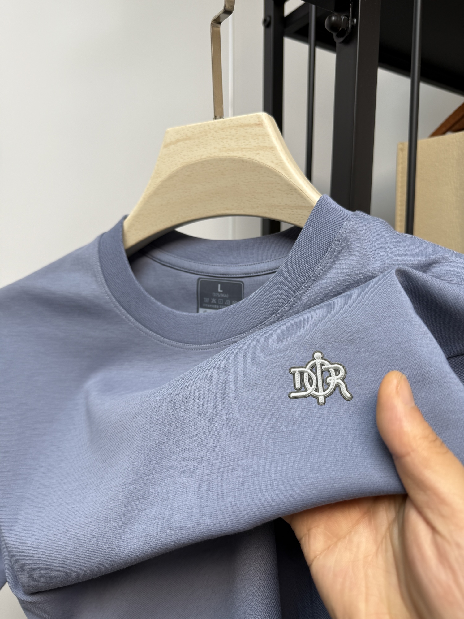 Men's Summer Round Neck T-Shir – обзор и цена Resin Art Logo