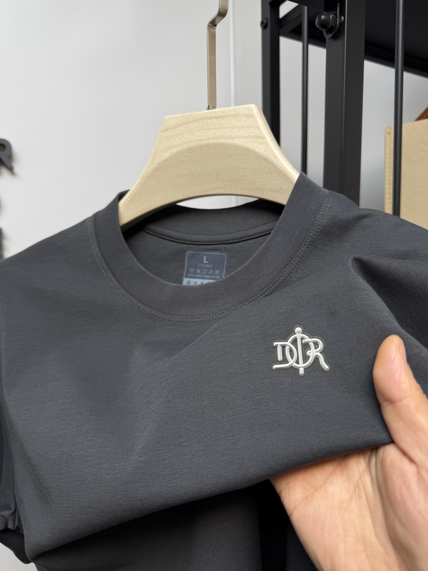Men's Summer Round Neck T-Shir – обзор и цена Resin Art Logo