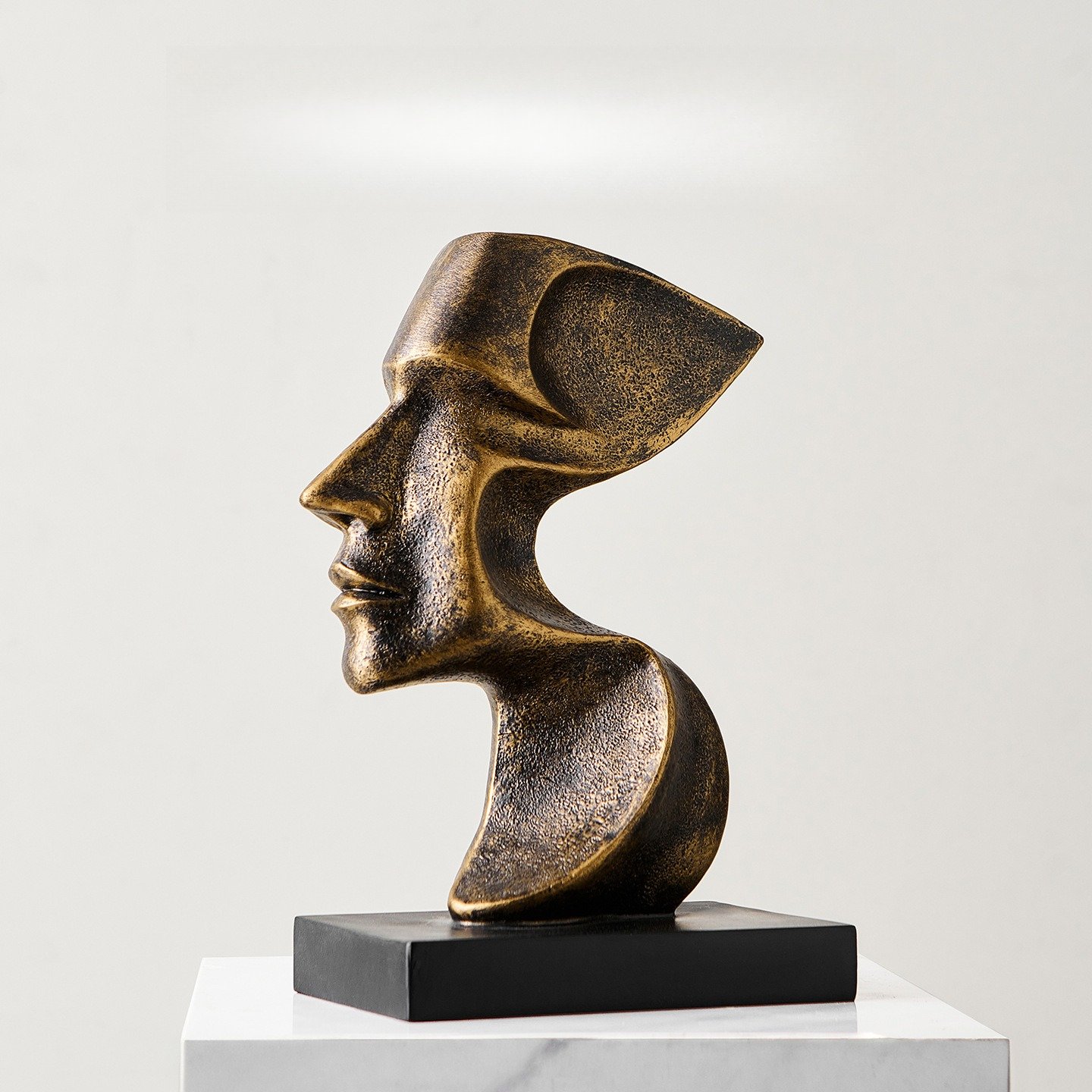 Creative Human Figurine Sculpt – обзор и цена Resin Art Anniversary Gift