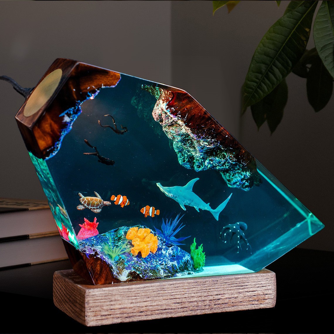 Sea View Micro Humpback Whale  – обзор и цена Resin Art Beach